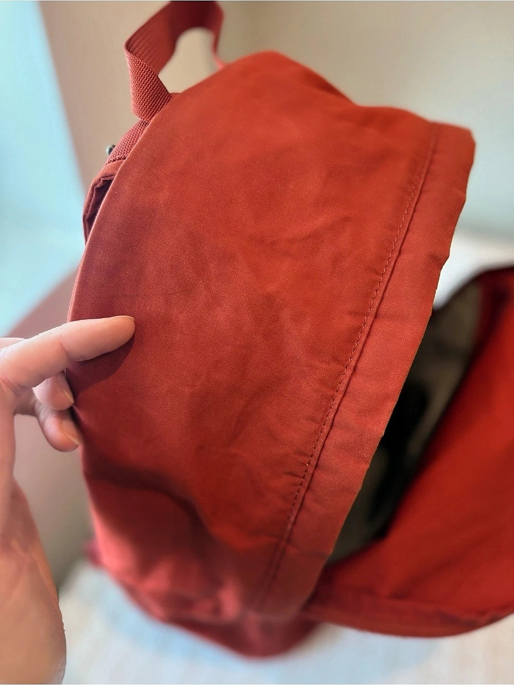 Fjallraven Vardag 16 Red Backpack - Picture 7 of 11